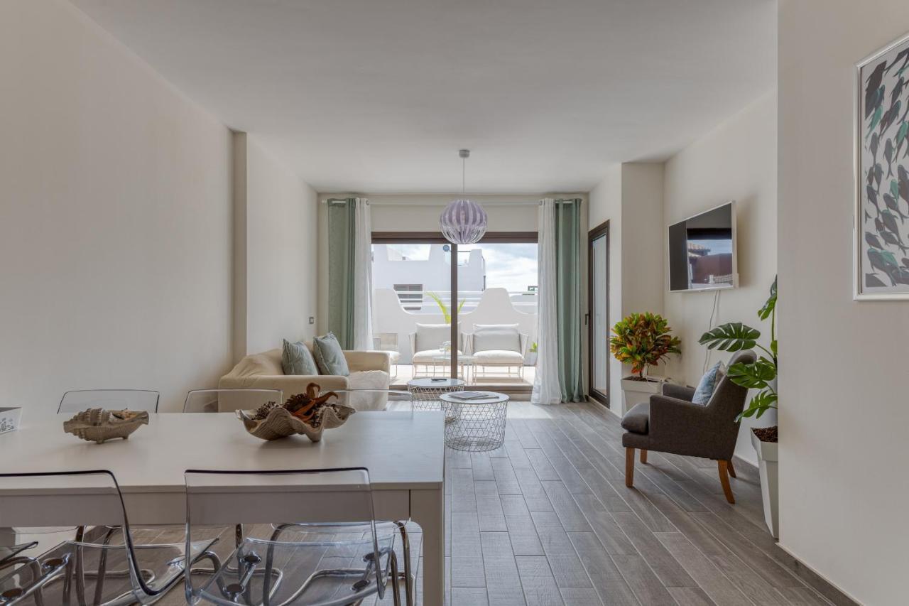 Homeforguest Flat With Large Terrace In Modern Residential Complex With Swimming Pool Caleta De Fuste Exterior photo